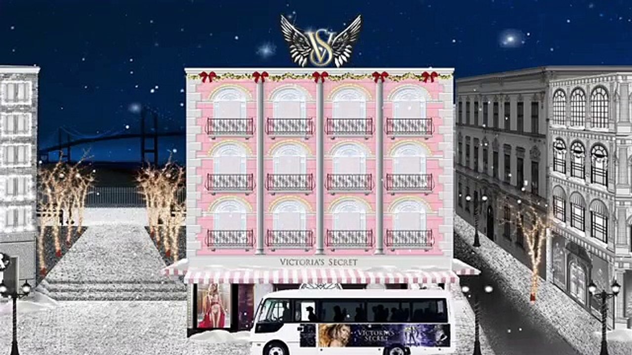 Victoria’s Secret Angels Sing 12 Days of Christmas