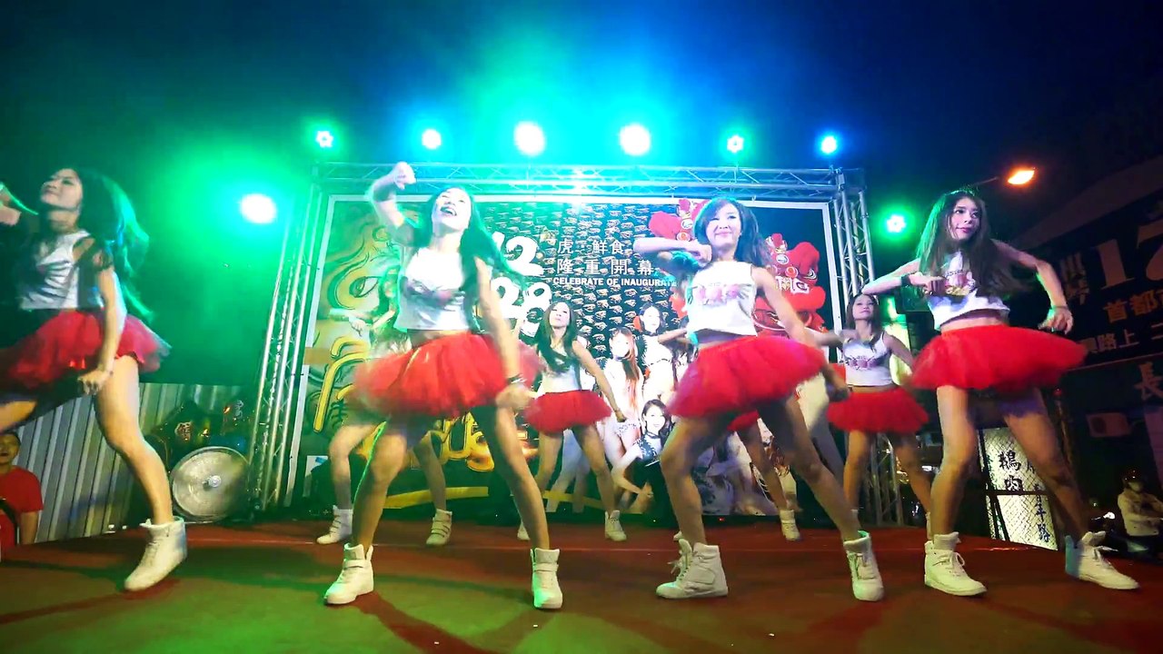 0028 Taiwan Temple Dancers December 2015 - 151228 Hot Q Girls - Bang Bang Bang