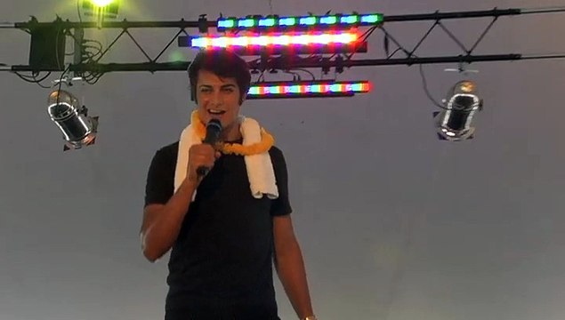 Joseph Hall sings 'Swing Down Sweet Chariot' Elvis Week 2010