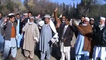 کوہاٹ متحدہ ناظم کونسلر اتحاد اپنے حقوق کے لےئے وزیر اعلی ہاوس دھرنا دینے کے لئے روانہ ہورہے ہیں