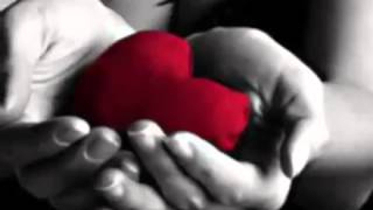 AMATÖR Sarkilar ELA ÖZLEDIM Amatör Gitar