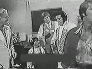 Elvis - Backstage - 1977