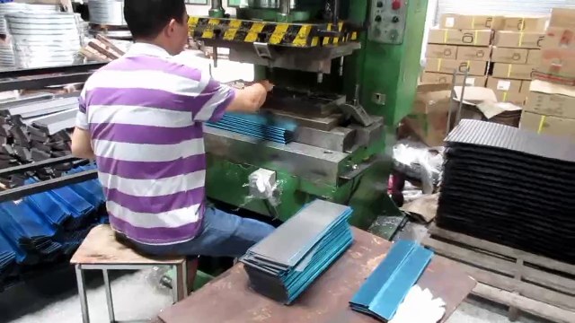 Kitchen Cabinet Hardware - China: Cutlery Tray and Drawer Organizers / Production 5