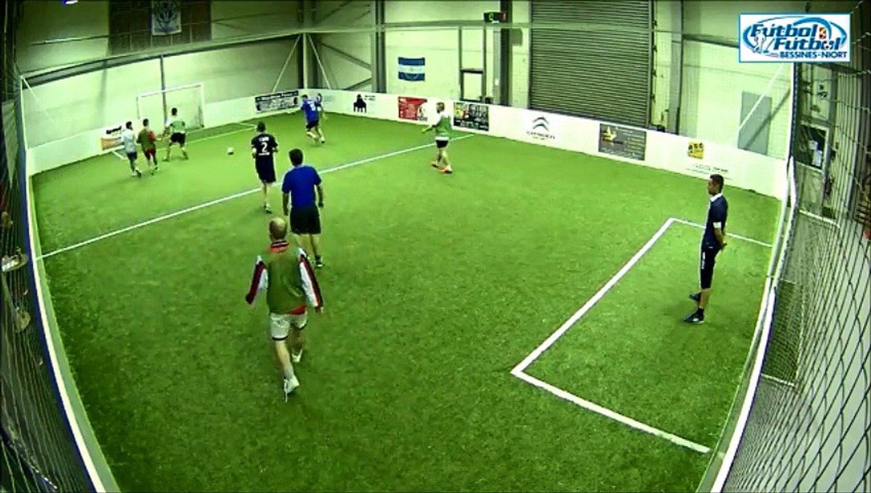Vidéo de l'ASSNR au "Futbol" à Bessines-Niort le 23 décembre 2015 !