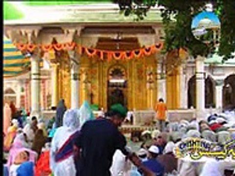 Be Khud Kiye Dete Hain Must Watch - Owais Raza Qadri - Mehfil e Naat India Haji Ali 2005