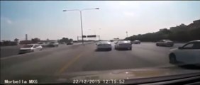 Road Rage de dingue en Arabie saoudite qui fini en tonneau