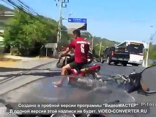 【びっくり映像】バイククラッシュ映像集 -Motorcycle Fail and Crashes Compilation
