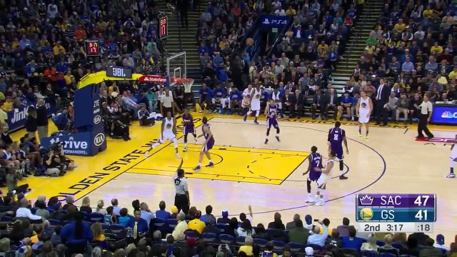 5 paniers à 3 pts de Stephen Curry (Warriors VS Kings)