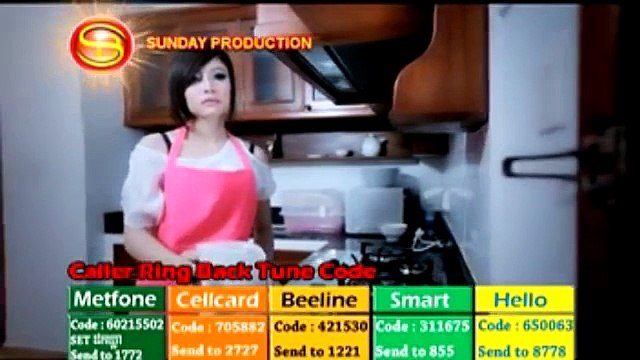 Hat Avey Call Mok Oun Ter Pel Srovung by Sok Pisey-Sunday VCD Vol 127 Khmer Song 2013 - 2014