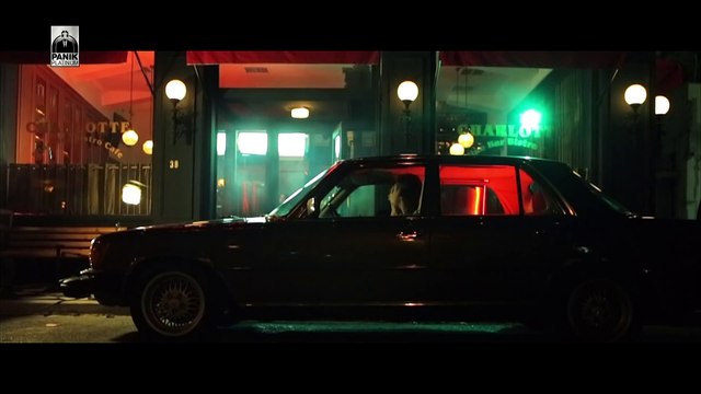 Αγγελική Ηλιάδη & Παρις - 'Οταν 'Ολα θα Καίγονται (Official Video Clip)