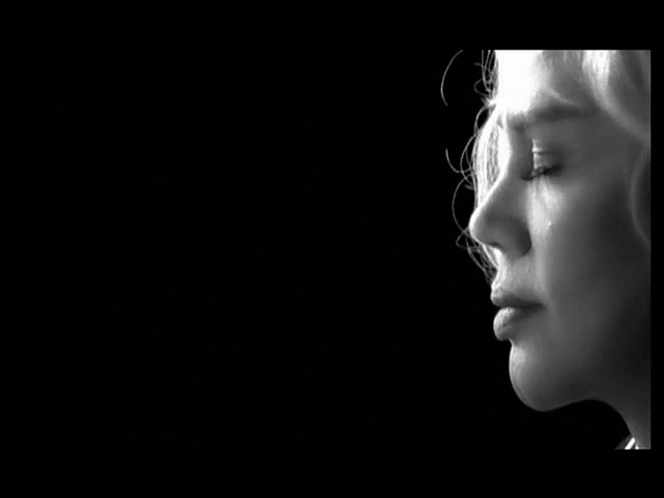 Unuttun mu beni SEZEN AKSU