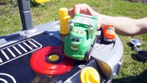 Chuck & Rowdy: Kochen macht Spaß! | Spielzeug Abenteuer für Kids