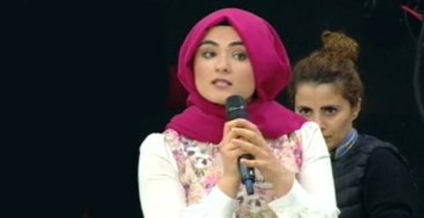 Gelin Adayı Hakkındaki Yorumlara Kızıp Yayını Terk Etti