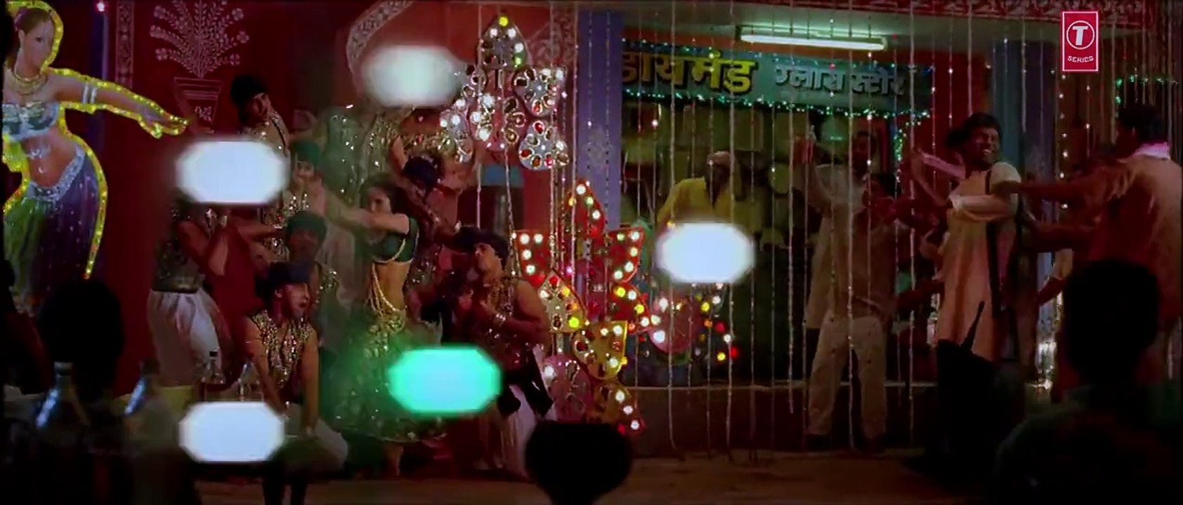 Munni Badnaam Hui [Full Song] Dabangg   Feat. Malaika Arora Khan only on daily motion