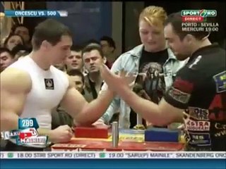 Pro armwrestler vs Pro bodybuilder