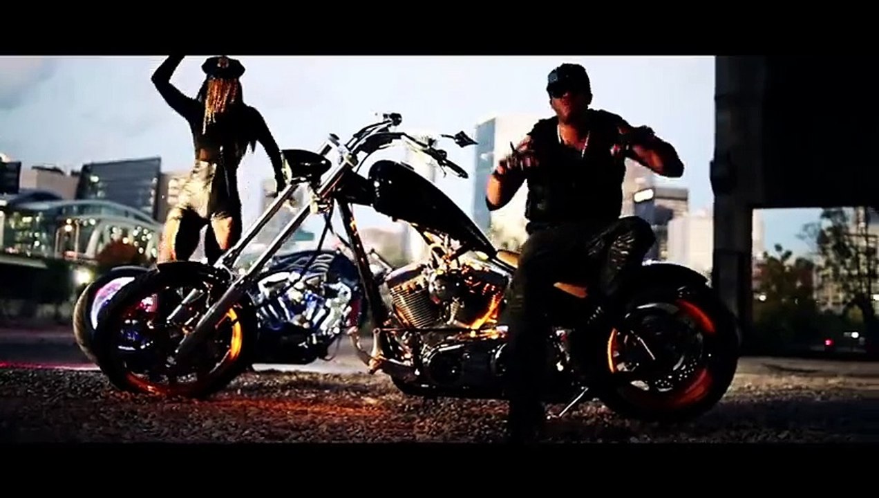 Red Cafe - Champagne For The Pain ft. Young Jeezy