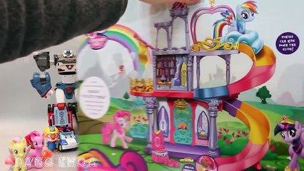 Đồ chơi My Little Pony cho bé chơi trò chơi với các chú ngựa Pony bé nhỏ