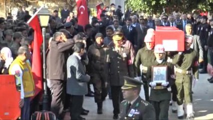 Şehit Astsubay Yıldız'ın Cenaze Namazı - Genelkurmay Başkanı Orgeneral Akar