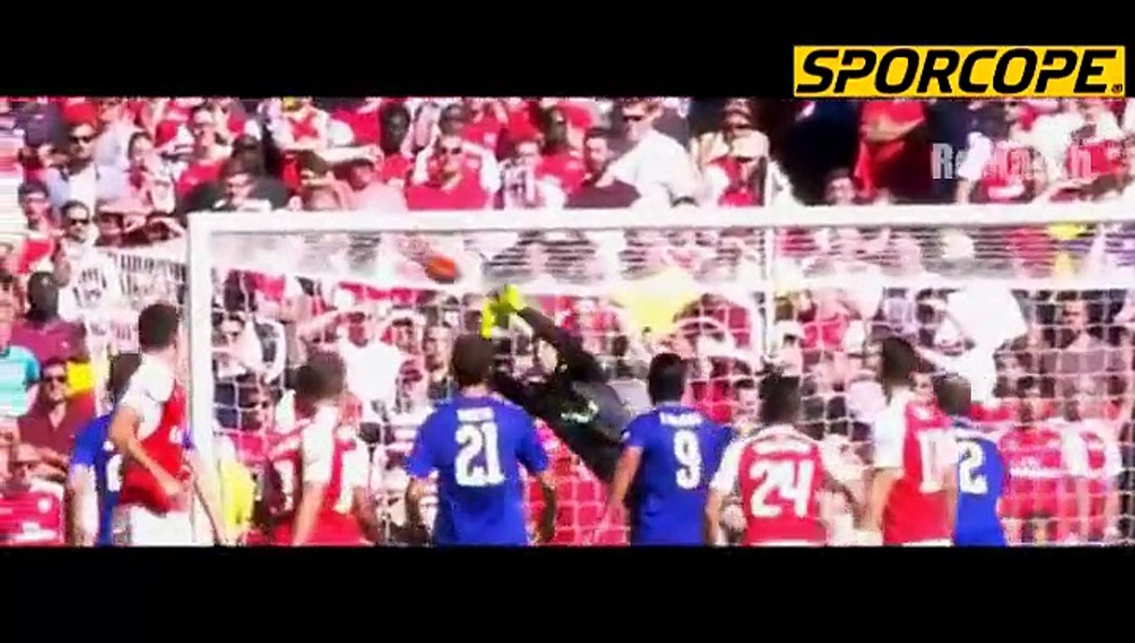 Petr Cech yememe rekoru kırdı!