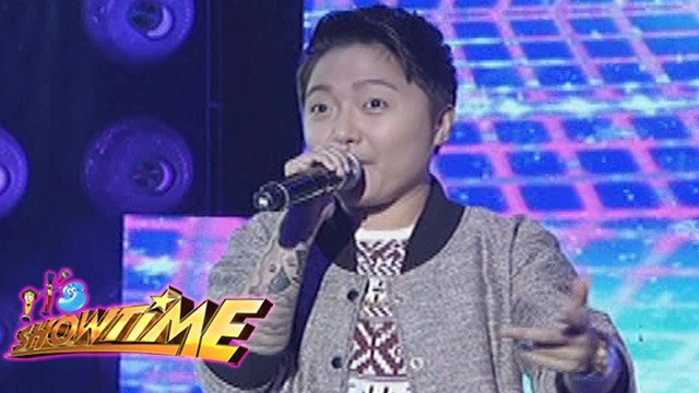It's Showtime: Charice sings Mistletoe