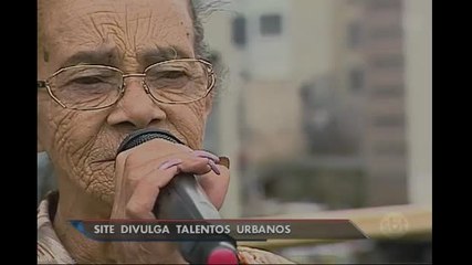 Conheça artistas que tentam ganhar a vida cantando nas ruas SP