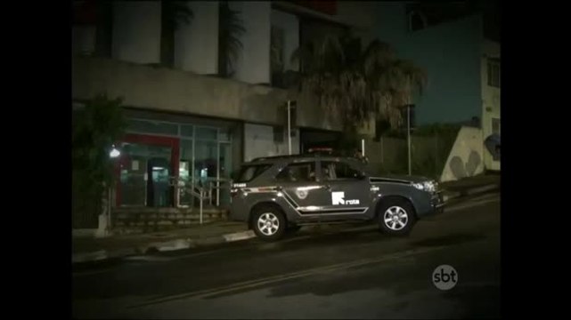 Ataque a caixa eletrônico termina com cinco suspeitos mortos