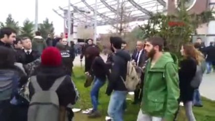 Kocaeli Üniversitesi'ndeki Kavgada 2 Öğreci, 1 Güvenlik Görevlisi Yaralandı