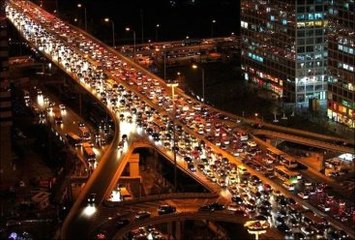 İstanbul'da Trafik Kilit! Yoğunluk Yüzde 90'a Çıktı