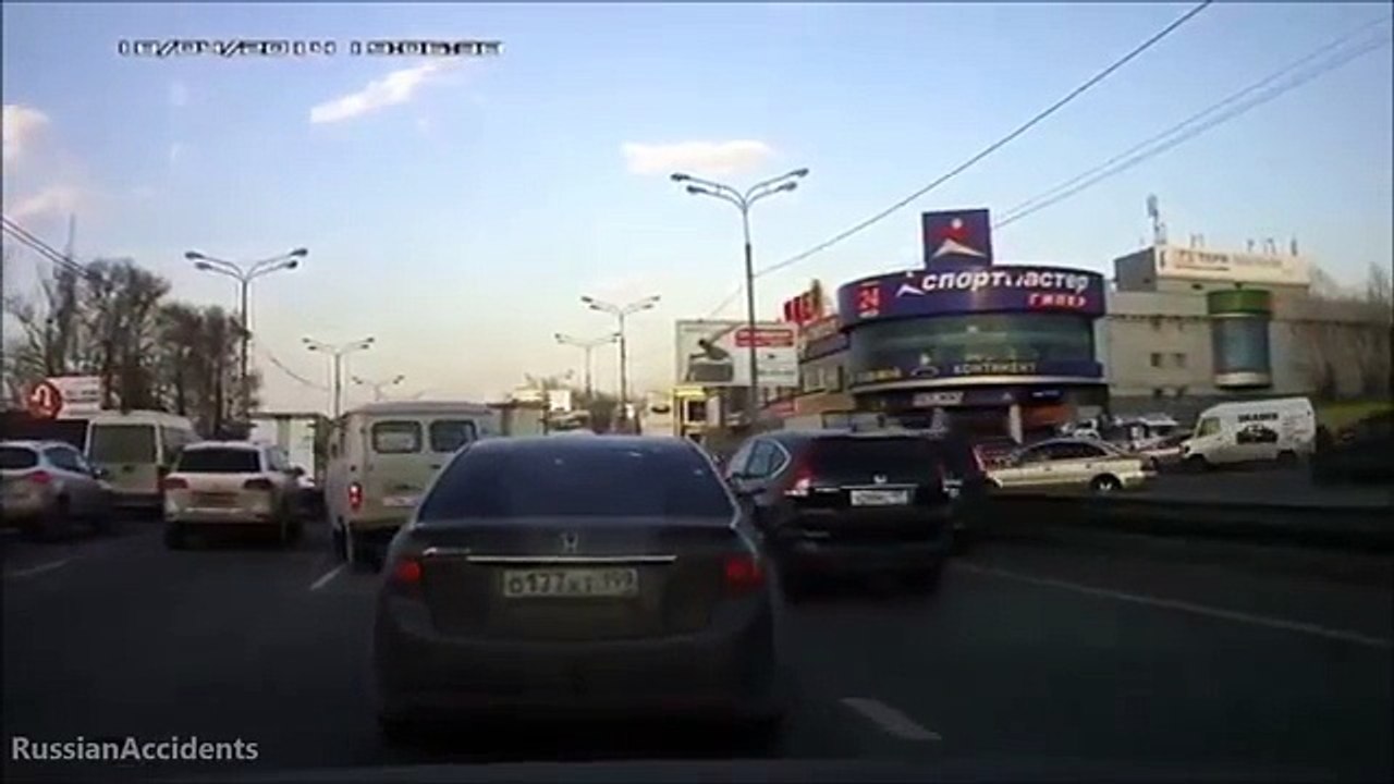 Car Crash Compilation # 2 - Two chases included