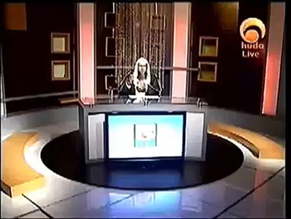 Is it mandatory to Cover the hair while reciting the Quran or making Dhikr-