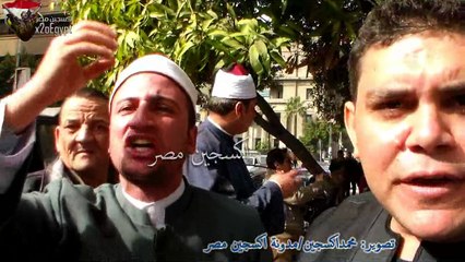 خطيب مسجد باكياً: «إحنا بنقبض 140 جنيها.. فين العدل يا ريس»