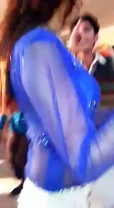 Shemale Ashi hot and bold Shemale Dancer