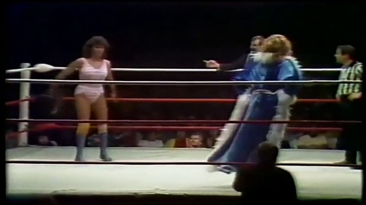 Sherri Martel vs Candi Devine part 1