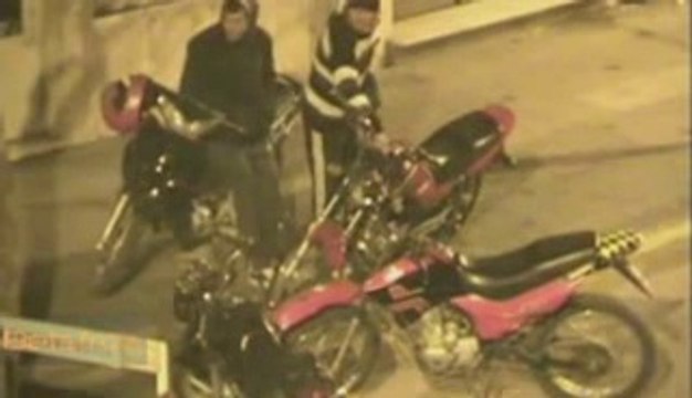 Bike Robbery Fail and Get Caught by the Cops