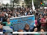 Perú: congresistas recibirán bono 100 veces mayor al de trabajadores