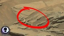 Weird! Spoon-Shaped Object Hovering On Mars Surface! What is it? 9/4/2015