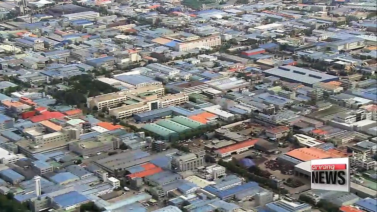 Korea's industrial output drops for second straight month in November