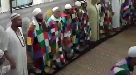 فيديو....مظهر من مظاهر العبودية الجديدة/مع الموسيقى