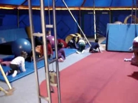 Graine de cirque - Les enfants font les lions - 2