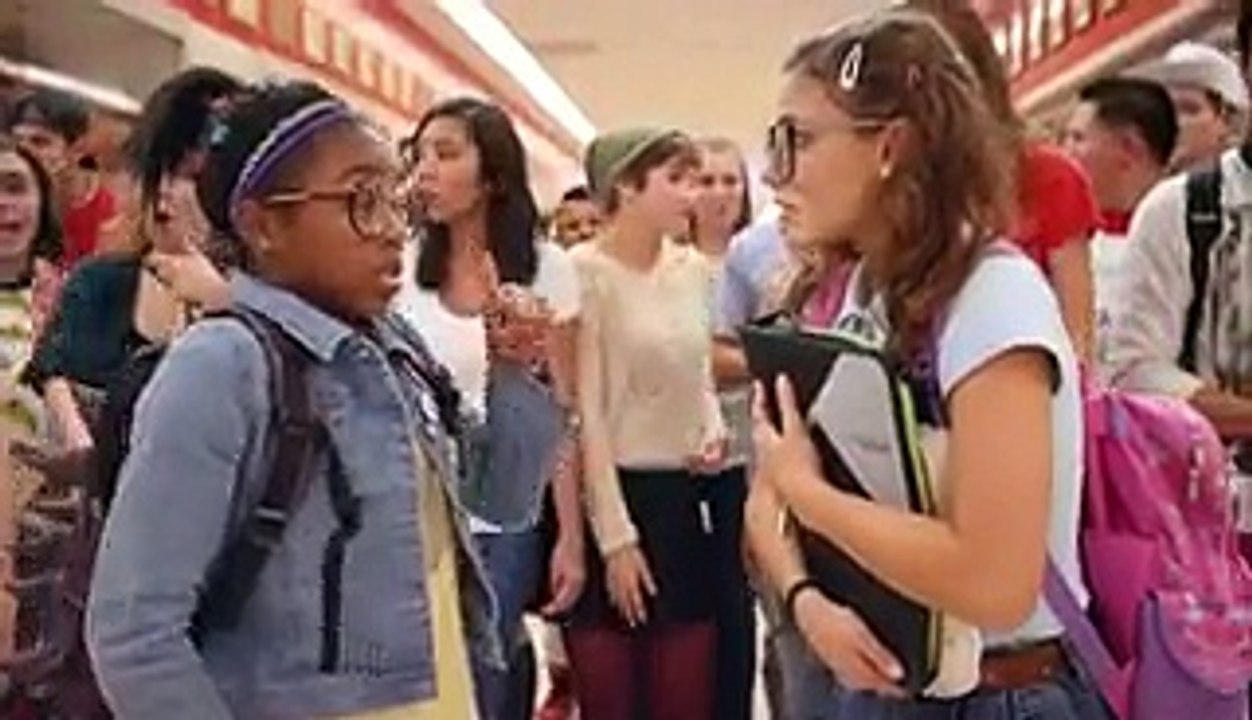 High School Dance Battle - Geeks vs. Cool Kids! (4K)