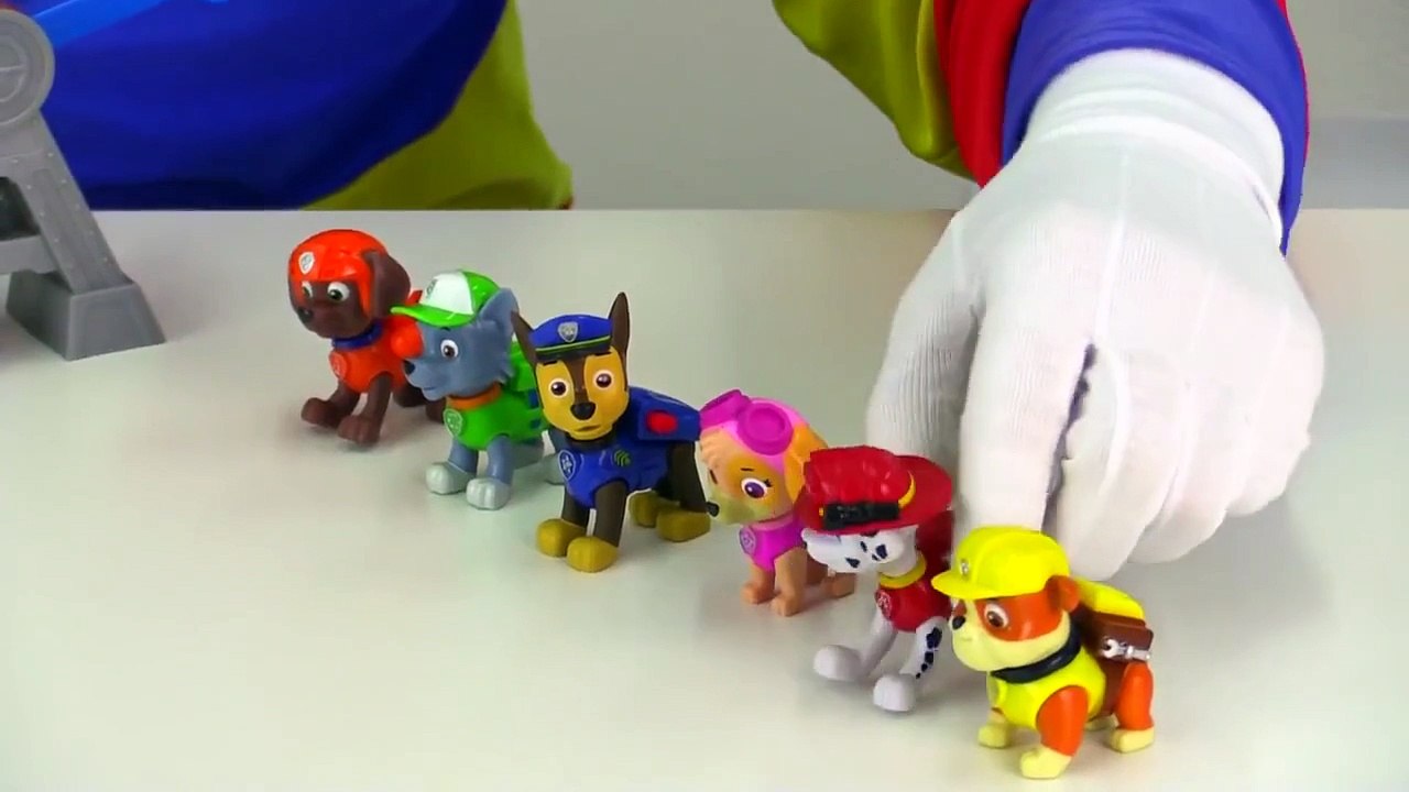 Dima der Clown - Die Pfoten Patrouille! Einsatz auf dem Schießstand | Kindervideo