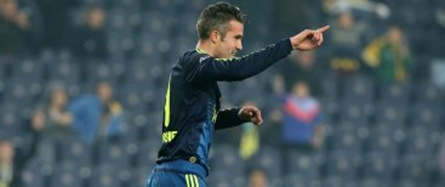 Chelsea ve Liverpool, Van Persie'nin Peşinde