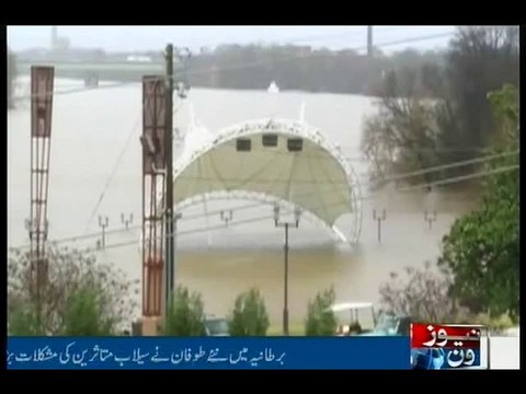 At Least 25 Dead After Texas Tornadoes and Midwest Flooding