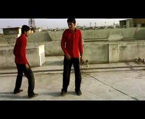 Twins Larky Video On (Faraz Production)