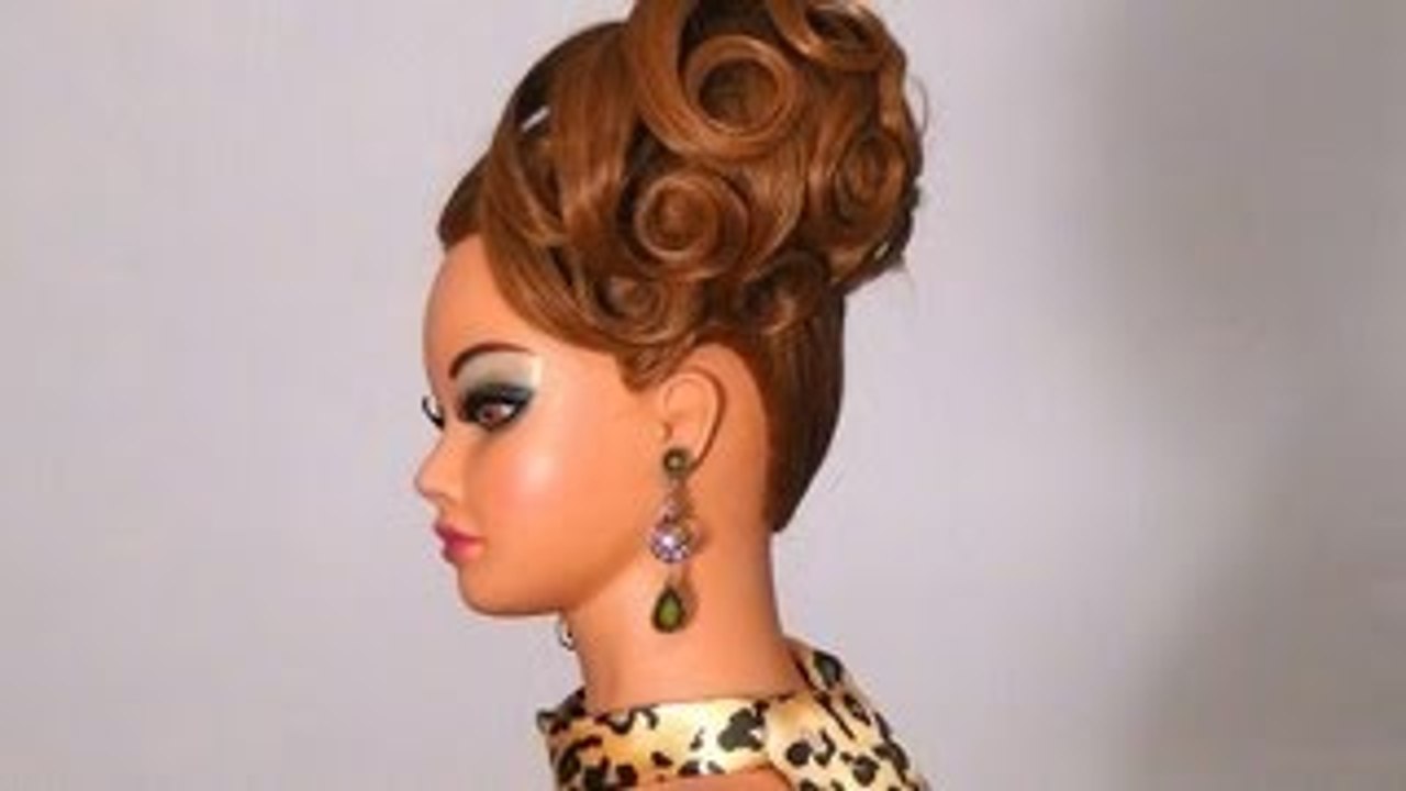 Вечерняя прическа на средние волосы. Party hairstyle for me