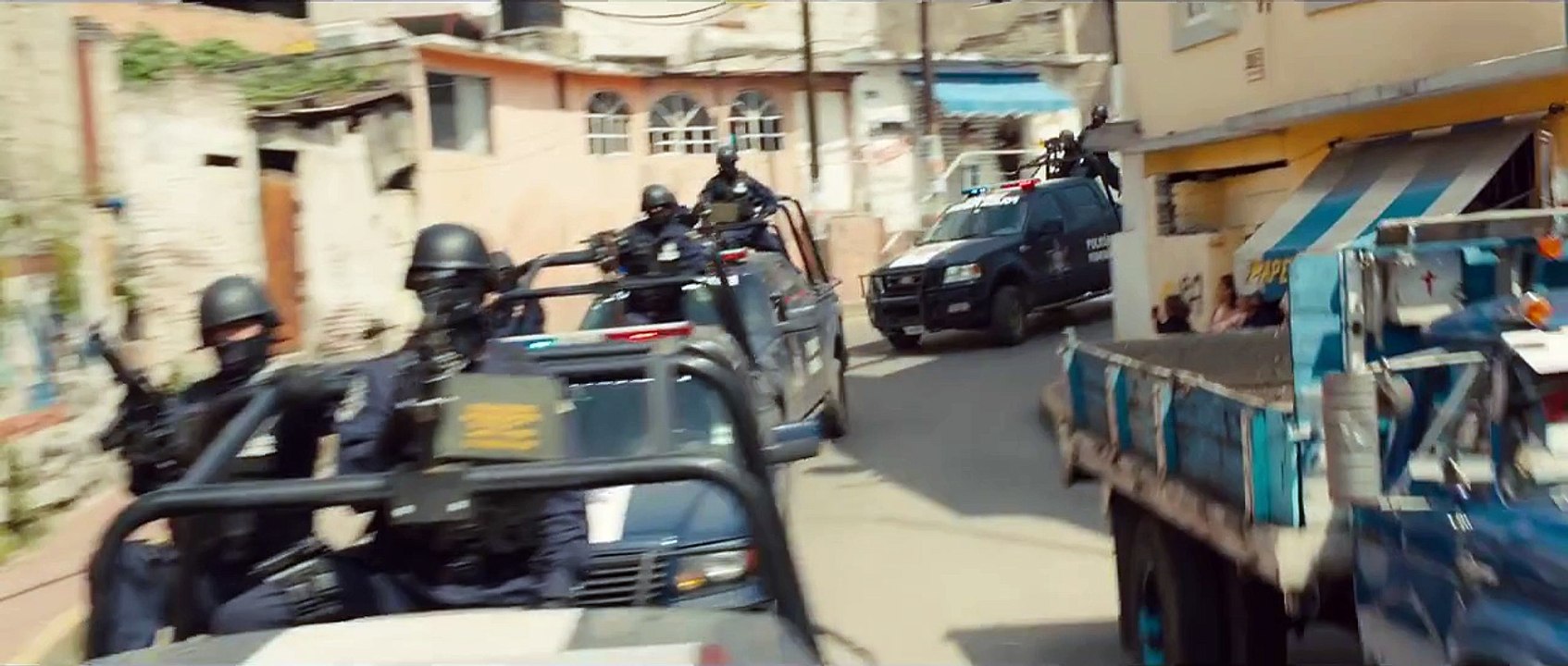 Sicario Official Trailer - Emily Blunt, Benicio del Toro