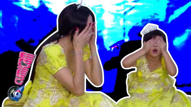 Safeea Ikut Gaya Busana Mulan - Cumicam 30 Desember 2015