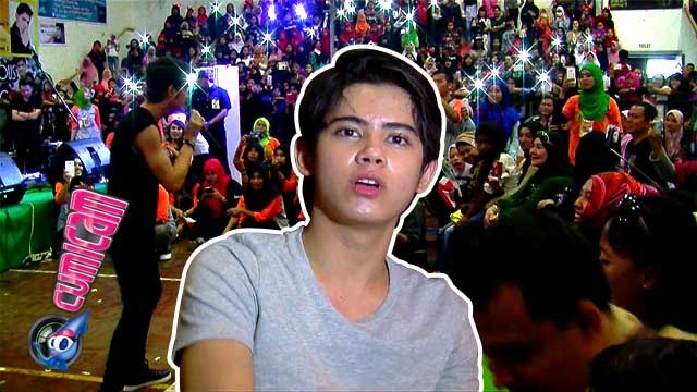 Aliando Nyaris Pipis di Atas Panggung - Cumicam 30 Desember 2015