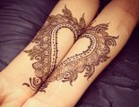 Valentines Day Special Heart Shaped Mehandi-Henna Designs