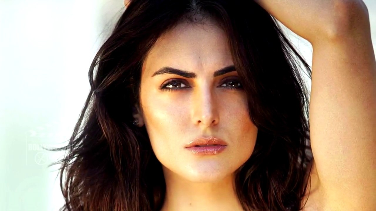 SEXY Mandana Karimi BIKINI Photoshoot For Kyaa Kool Hai Hum 3